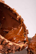 Uovo snickers ripieno di crema caramello gr.650