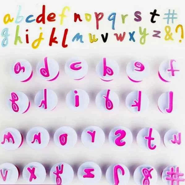 Funky Minuscole Lettere. Set di 26 caratteri. FMM