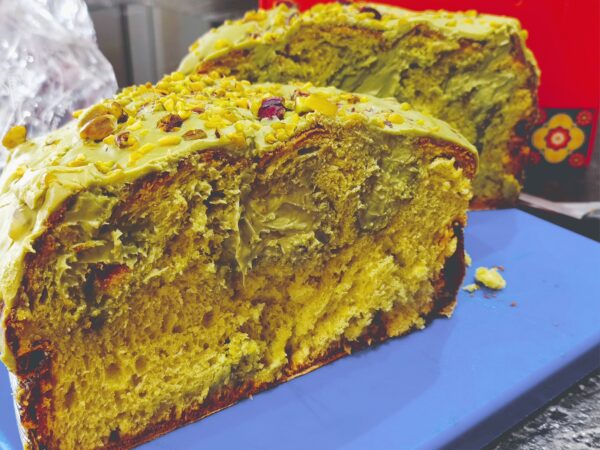 MAXI Panettone siciliano al Pistacchio da 3KG – artigianale a lievitazione naturale (già farcito)