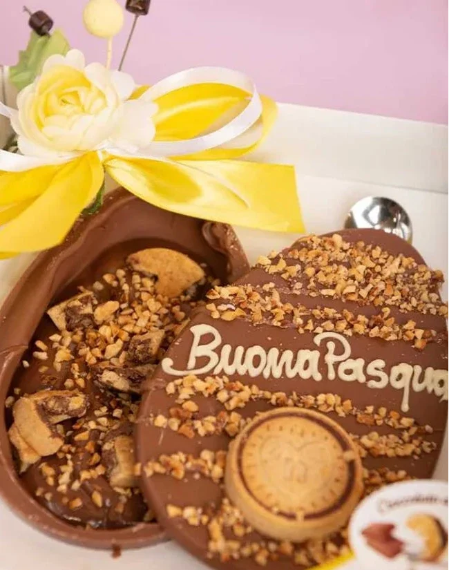 Uovo Spoon Ripieno Bisquit