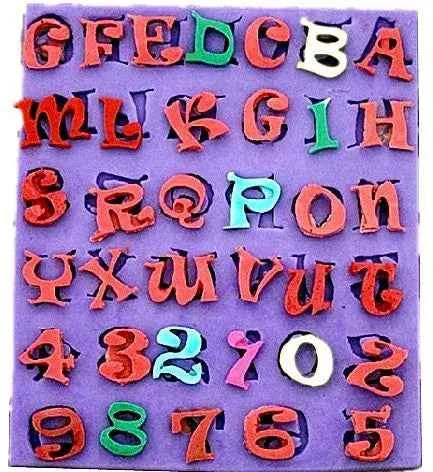 Alfabeto con Lettere Maiuscole, Minuscole e Numeri. Set di 4 Stampi in silicone.
