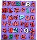 Alfabeto con Lettere Maiuscole, Minuscole e Numeri. Set di 4 Stampi in silicone.