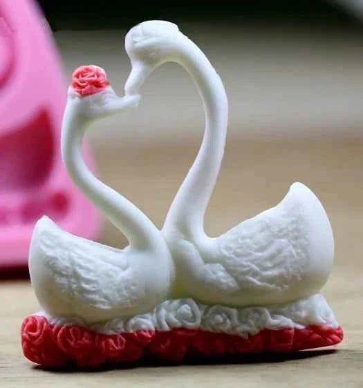 Coppia di Cigni innamorati. Mare. Stampo silicone