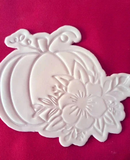 Stampo Grande Zucca con Fiore. Cutter Taglia Biscotti Halloween di 10 x 12 cm