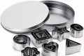 Set A di 24 Stampi Geometrici in metallo