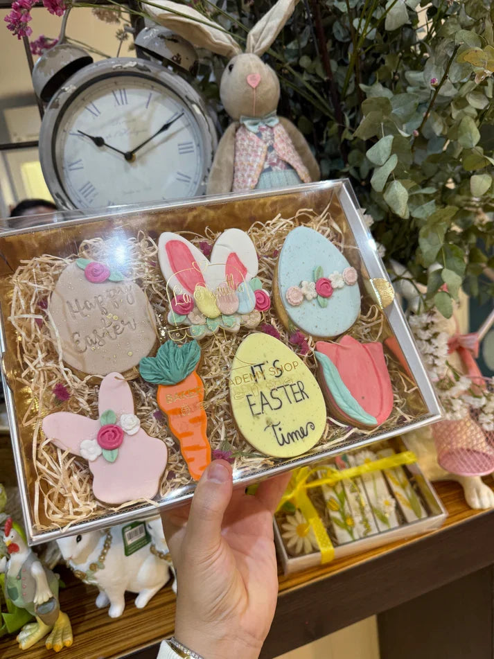 Box di biscotti pasquali