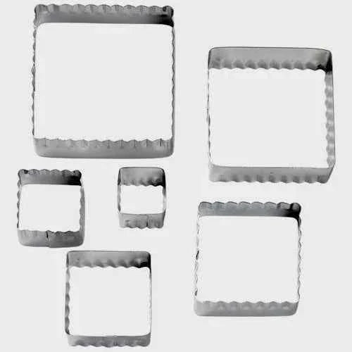 Quadrato. Set di 6 Stampi Tagliapasta Lisci in metallo.