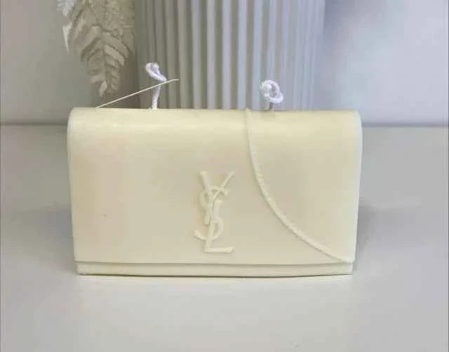 Grandezza naturale Fantastica Borsa Logo Griffe YSL di 24 x h14.5 x 5 cm. Stampo in silicone anche per Candele