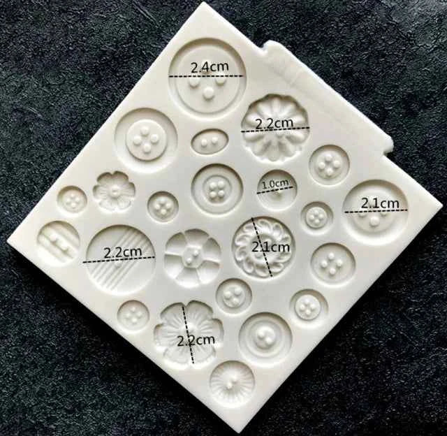Bottoni in 23 forme decorate. Stampo in silicone