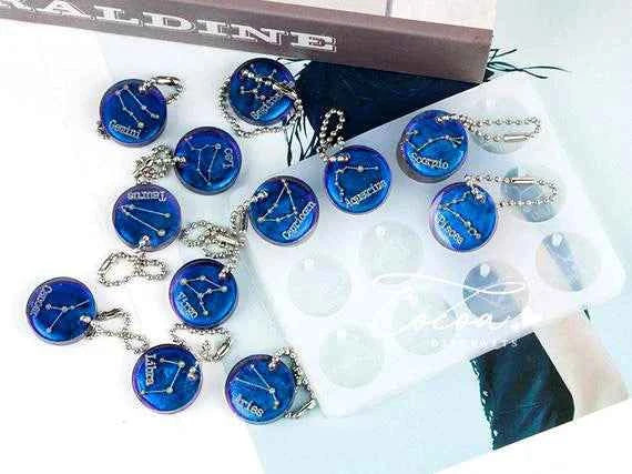 Monete 12 Segni Zodiacali e Costellazioni con foro. Stampo in silicone