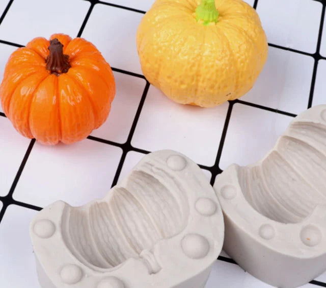 Zucca. Stampo 3/D Halloween in silicone di 4.2 x 5.7 cm. Halloween Pumpkin Mold