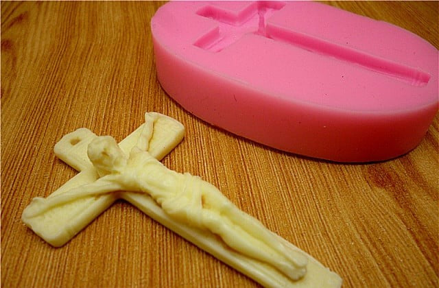 Croce con Gesù di 7 cm. Stampo in silicone
