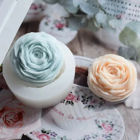 Peonia di 6 cm. Stampo in silicone anche per Candele
