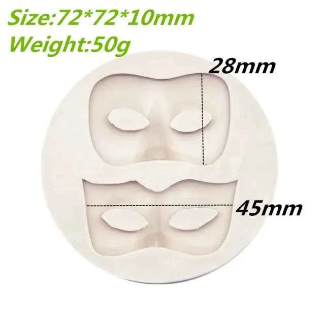 Maschera Carnevale. Stampo e Tagliapasta in metallo Ramato.