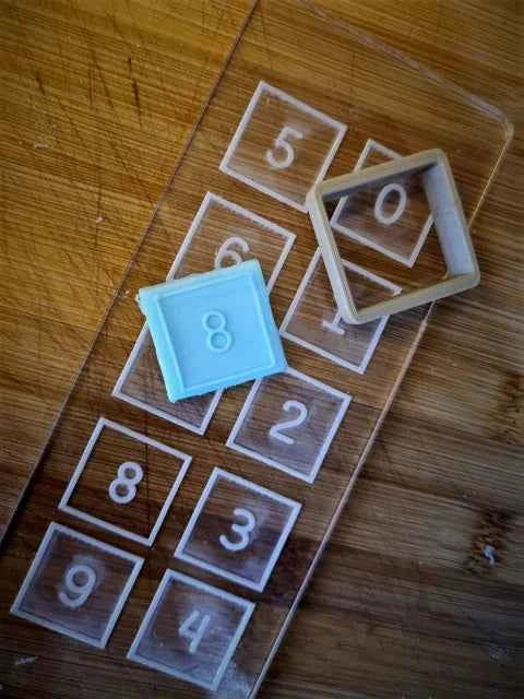 Cutter di 26 Lettere Timbro con il FIORE FOGLIE. Stampo Alfabeto