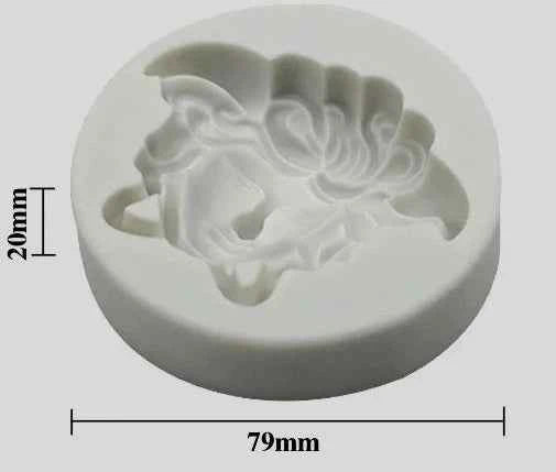 Medusa Griffe Versace in 4 misure di 18 - 12.5 - 7 e 4 cm. Stampo in silicone anche per Candele