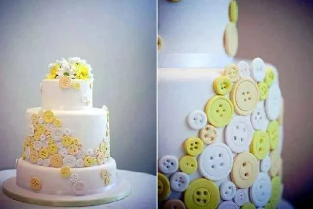 Bottoni in 14 forme decorate. Stampo in silicone.