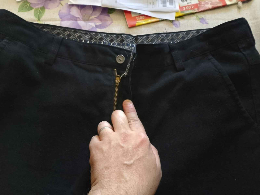 Pantalone Uomo.Cotone. Jeans Tasche America. Nero Elegante.