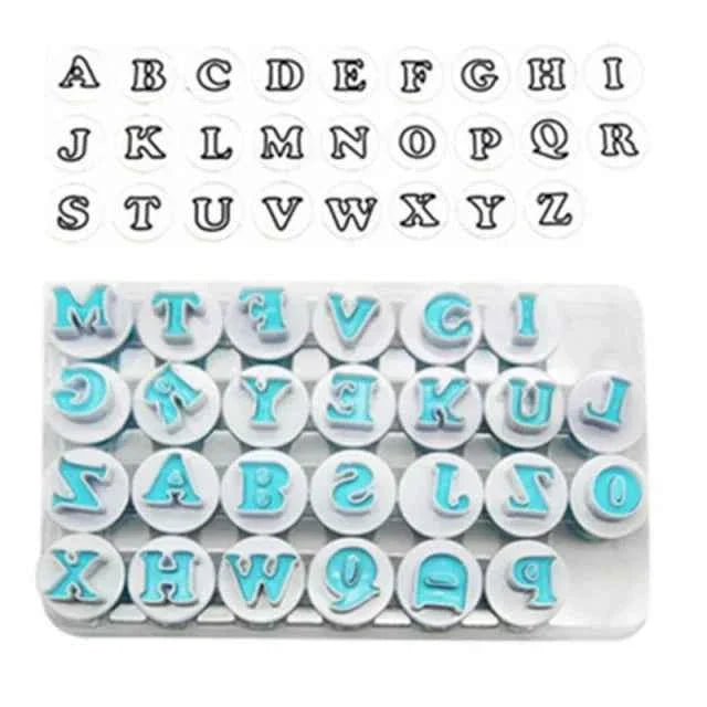 Alfabeto con Lettere e Bandierine. Stampo in Silicone. Bunting Alphabet Katy Sue