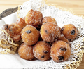 frittelle dolci di pasqua,come pettole, artigianali,al limone, mele e uvetta. - WORLD PRODUCTS SHOP
