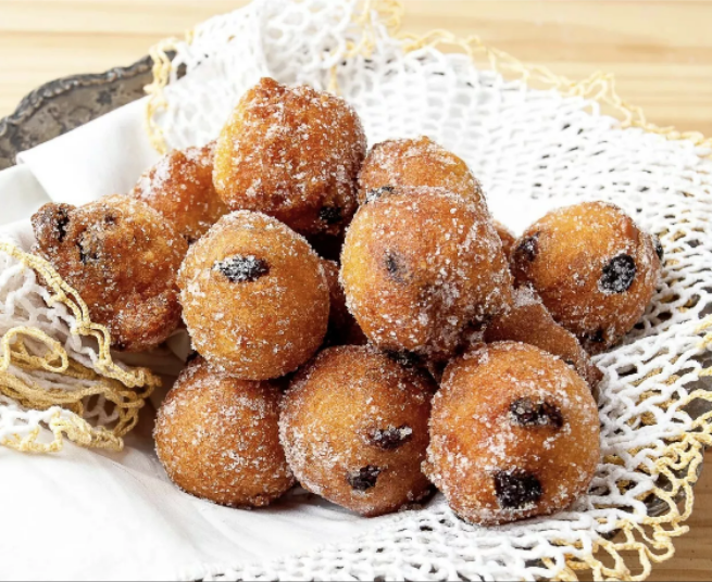 frittelle dolci di pasqua,come pettole, artigianali,al limone, mele e uvetta. - WORLD PRODUCTS SHOP